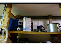 Set van verschillende buizen, leidingen en fittingen - afbeelding 11 van  27