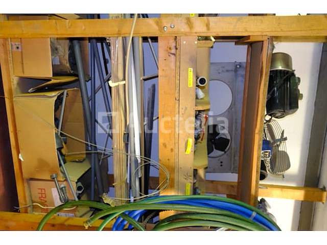 Set van verschillende buizen, leidingen en fittingen - afbeelding 24 van  27