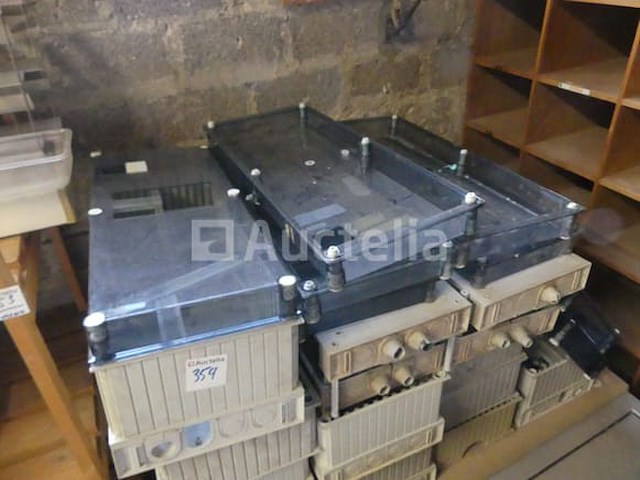 Set van verschillende elektrische kasten - afbeelding 6 van  6