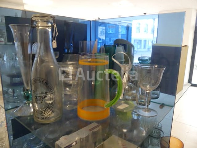 Set van verschillende glazen + plank - afbeelding 11 van  15