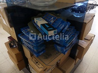 Set van verschillende glazen + plank - afbeelding 15 van  15