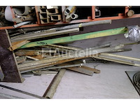 Set van verschillende metalen profielen - afbeelding 7 van  13