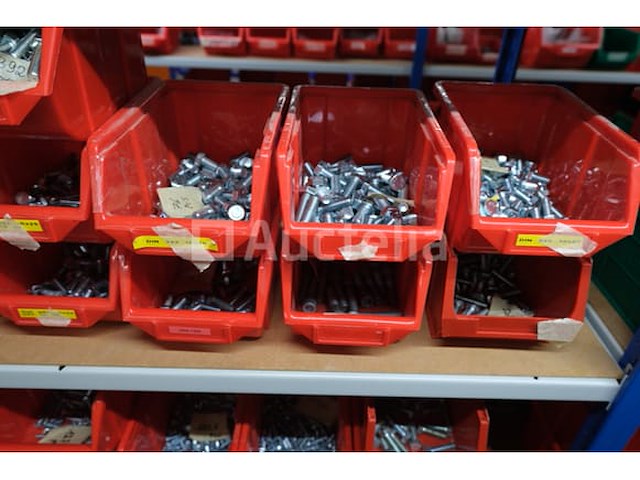 Set van verschillende schroeven en bouten - afbeelding 14 van  43
