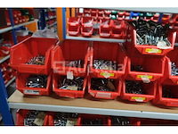 Set van verschillende schroeven en bouten - afbeelding 26 van  43