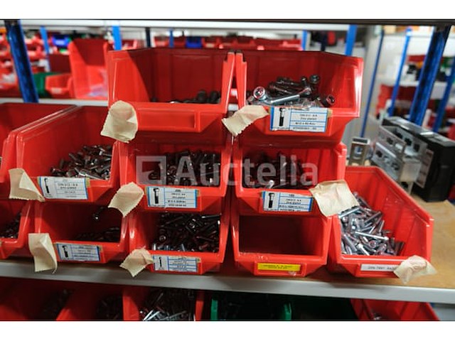 Set van verschillende schroeven en bouten - afbeelding 33 van  43