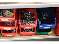 Set van verschillende schroeven en bouten - afbeelding 43 van  43