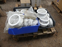 Set van verschillende ventilatieroosters - afbeelding 2 van  5