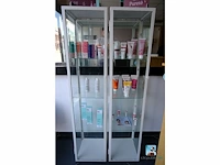 Set van vitrines