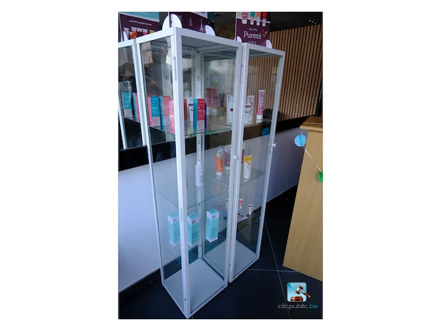Set van vitrines - afbeelding 2 van  8