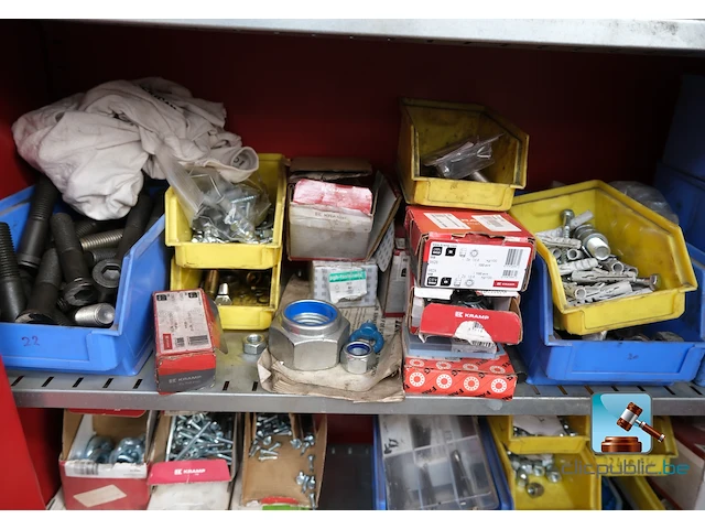 Set van werkplaatskasten met inhoud - afbeelding 12 van  18