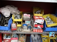 Set van werkplaatskasten met inhoud - afbeelding 12 van  18