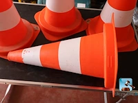 Set verkeerskegels - afbeelding 2 van  3