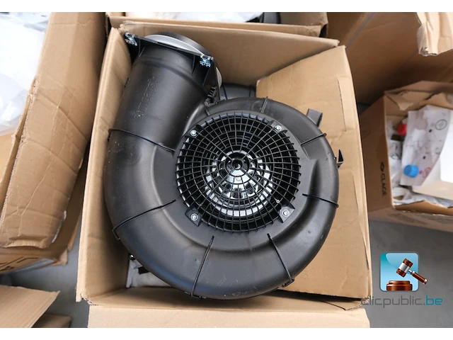 Set verwarmings-, ventilatie- en airconditioningapparatuur - afbeelding 3 van  10