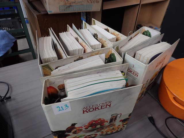 Set vintage kookboeken 8x - afbeelding 1 van  2