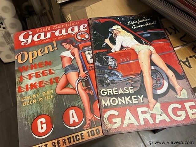 Set vintage metalen sierborden-replica - afbeelding 1 van  1