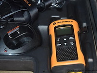 Set walkie-talkies motorola, werking niet gekend - afbeelding 2 van  2