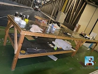 Set werktafels met inhoud - afbeelding 2 van  8