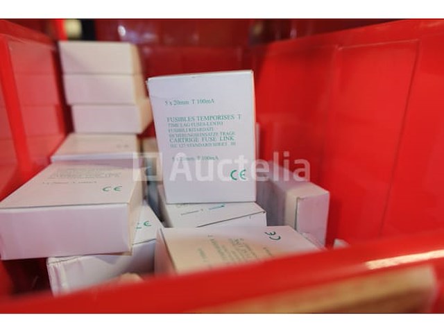 Set zekeringen en diverse elektrische accessoires - afbeelding 11 van  11