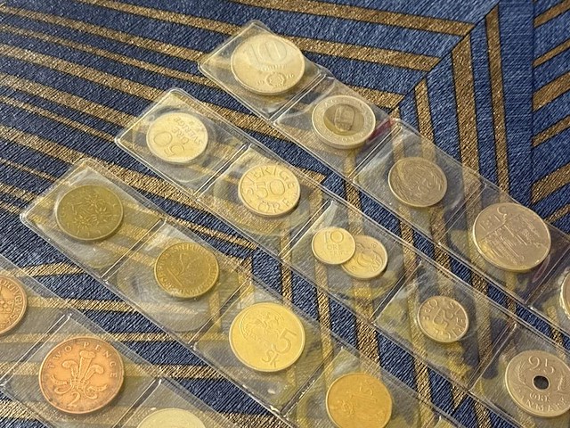 Setje diverse munten - afbeelding 4 van  4