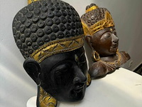 Setje maskers houtsnijwerk - afbeelding 2 van  3