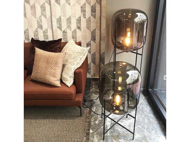 Sets van 8 onda 95cm vloerlampen + rokerige grijze lamp - afbeelding 2 van  4