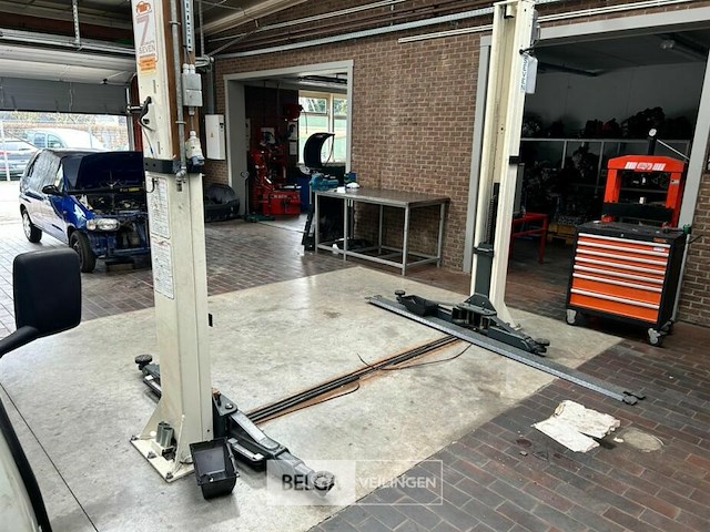 Seven 2-koloms hefbrug 4000kg (defect) - afbeelding 2 van  7