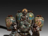 Seven japanese champlevé enameled bronzes; three figures and two pairs of vases, tallest h 54,5 cm