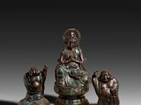 Seven japanese champlevé enameled bronzes; three figures and two pairs of vases, tallest h 54,5 cm - afbeelding 3 van  7