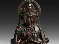 Seven japanese champlevé enameled bronzes; three figures and two pairs of vases, tallest h 54,5 cm - afbeelding 7 van  7
