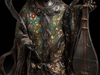 Seven japanese champlevé enameled bronzes; three figures representing kannon and two pairs of vases, 19th/20thc, tallest h 66 cm - afbeelding 5 van  10
