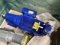 Sew + bauer 0,37 + 2x 0,75 +0,55 kw electro motor met reductie (5x) - afbeelding 11 van  14