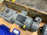 Sew + bauer 1,1 kw 400 volt electro motor met reductie + transformator (4x) - afbeelding 7 van  8