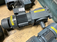 Sew + bauer+ benzler s42 dt80 electro motor met reductie (8x) - afbeelding 8 van  13