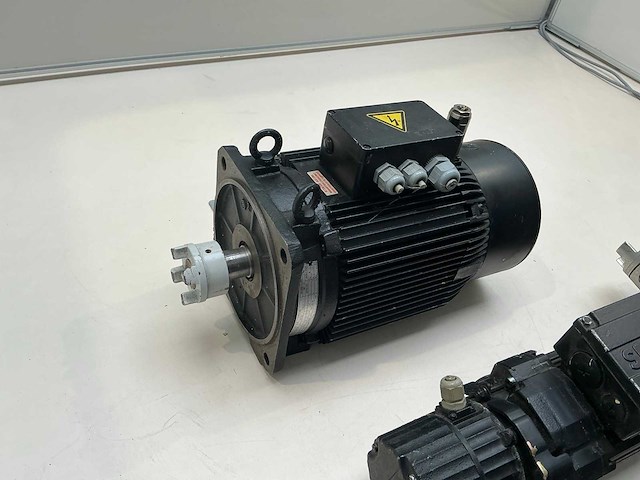 Sew en arnold müller servomotor (2x) - afbeelding 7 van  9