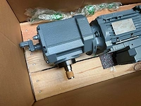 Sew-eurodrive hs41 drn80m4/be1hr/tf haakse reductiemotor - afbeelding 3 van  8