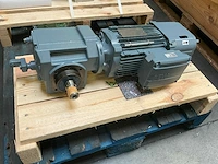 Sew-eurodrive hs41 drn80m4/be1hr/tf haakse reductiemotor - afbeelding 5 van  8