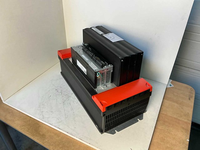 Sew eurodrive mdx60a0550-503-4-00 frequentieregelaar - afbeelding 1 van  11