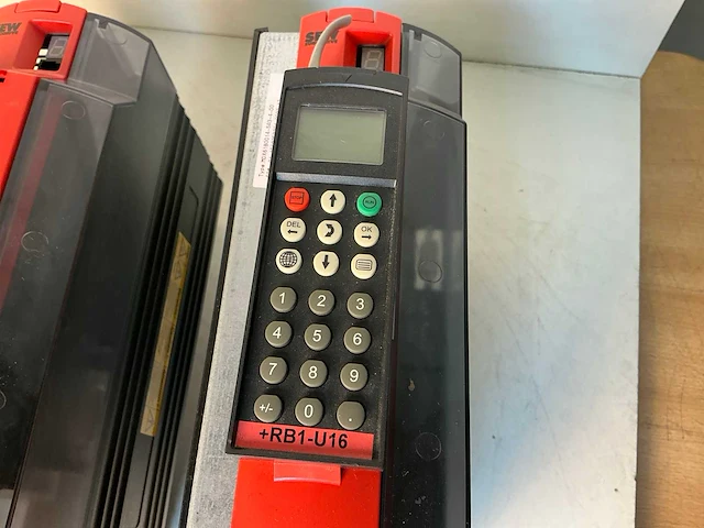 Sew eurodrive mdx61b0014-5a3 frequentieregelaar (3x) - afbeelding 4 van  8
