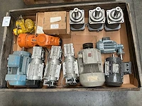 Sew-eurodrive partij elektromotoren en aandrijfonderdelen