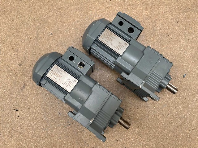 Sew eurodrive r17 dr63l4/th motorreductor (2x) - afbeelding 3 van  9