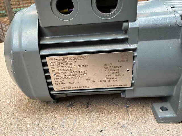 Sew eurodrive r17 dr63l4/th motorreductor (2x) - afbeelding 9 van  9