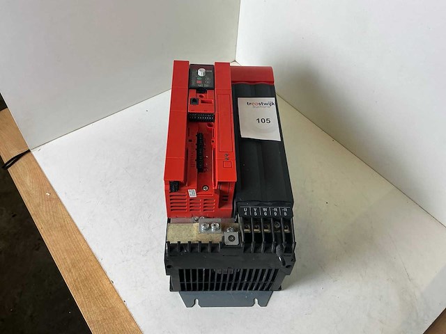 Sew mdx60a0300/mc07b0300 frequentieregelaar - afbeelding 2 van  6