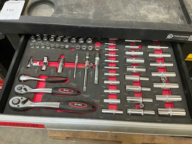Sg tools gereedschapswagen met inhoud - afbeelding 5 van  10
