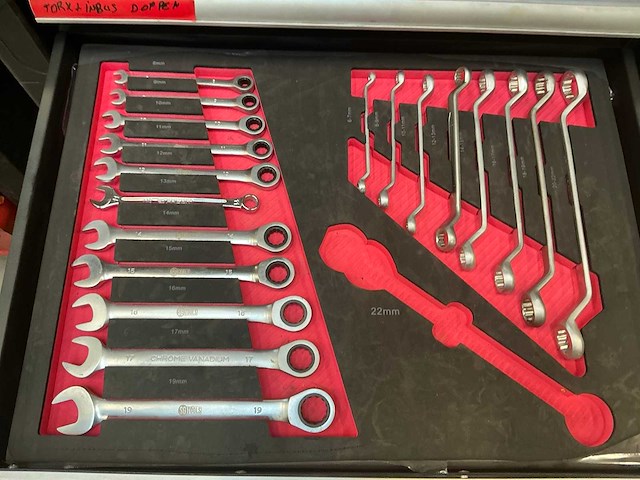 Sg tools gereedschapswagen met inhoud - afbeelding 7 van  10