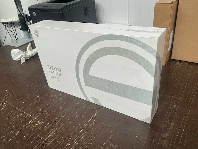 Sgin m15 laptop - afbeelding 1 van  3