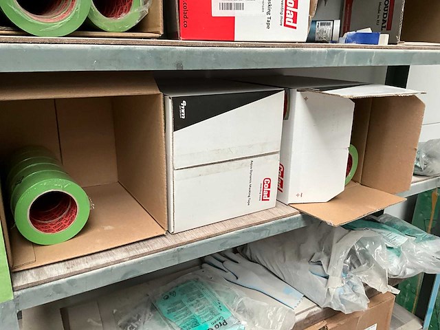 Sgs gereedschapswagen en rek met inhoud, waaronder 3m masking tape - afbeelding 2 van  18