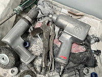 Sgs gereedschapswagen en rek met inhoud, waaronder 3m masking tape - afbeelding 13 van  18