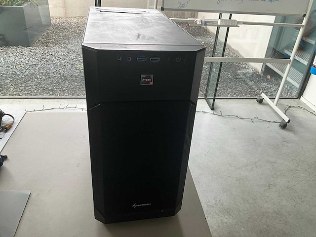 Sharkoon ryzen 5 desktop pc - afbeelding 1 van  7