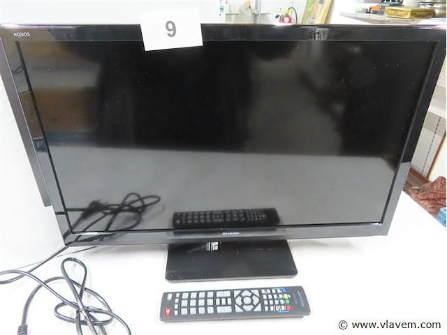 Sharp aquos 24 inch - afbeelding 2 van  3