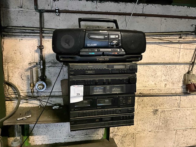 Sharp radio - afbeelding 1 van  6